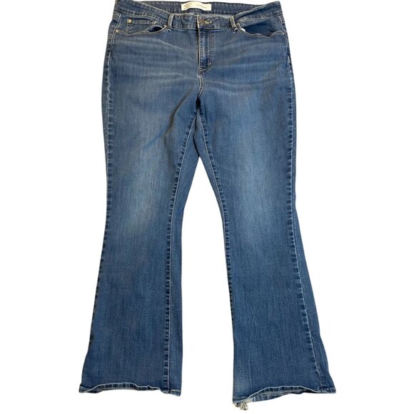Signature By Levi Womans Jeans 18M 34x32 Mid-Rise Bootcut Hem Frayed - Picture 1 of 14